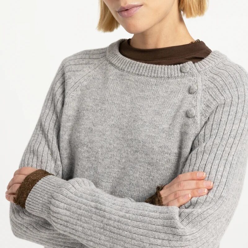 OI26 000641 JERSEY con botones